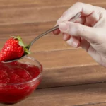 Como fazer sua própria geleia de morango deliciosa para lanches?
