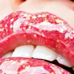 Veja como maquiar seus lábios com a nova tendência irresistível ‘Honey Lips’
