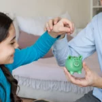 Como saber se vale a pena abrir uma conta bancária para o seu filho?