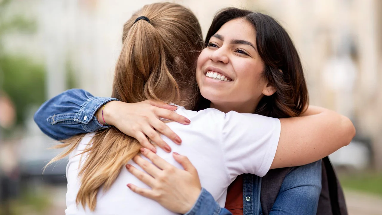 3 tipos de amizades que você precisa para ser feliz, segundo Harvard