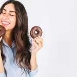 7 formas de controlar a vontade de comer doces sem sofrer