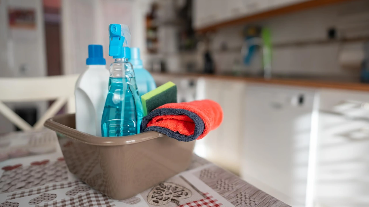 Melhores sozinhos: veja os produtos de limpeza que você JAMAIS deve misturar