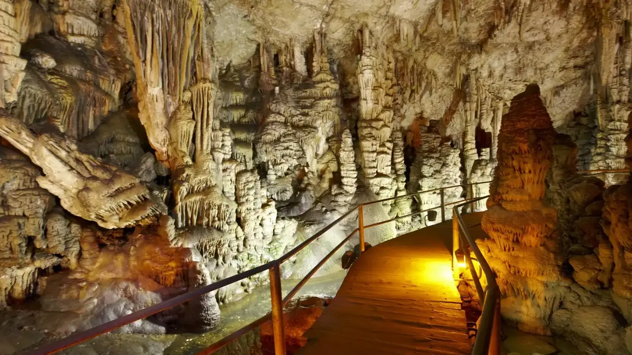 Caverna de Zeus em Creta.