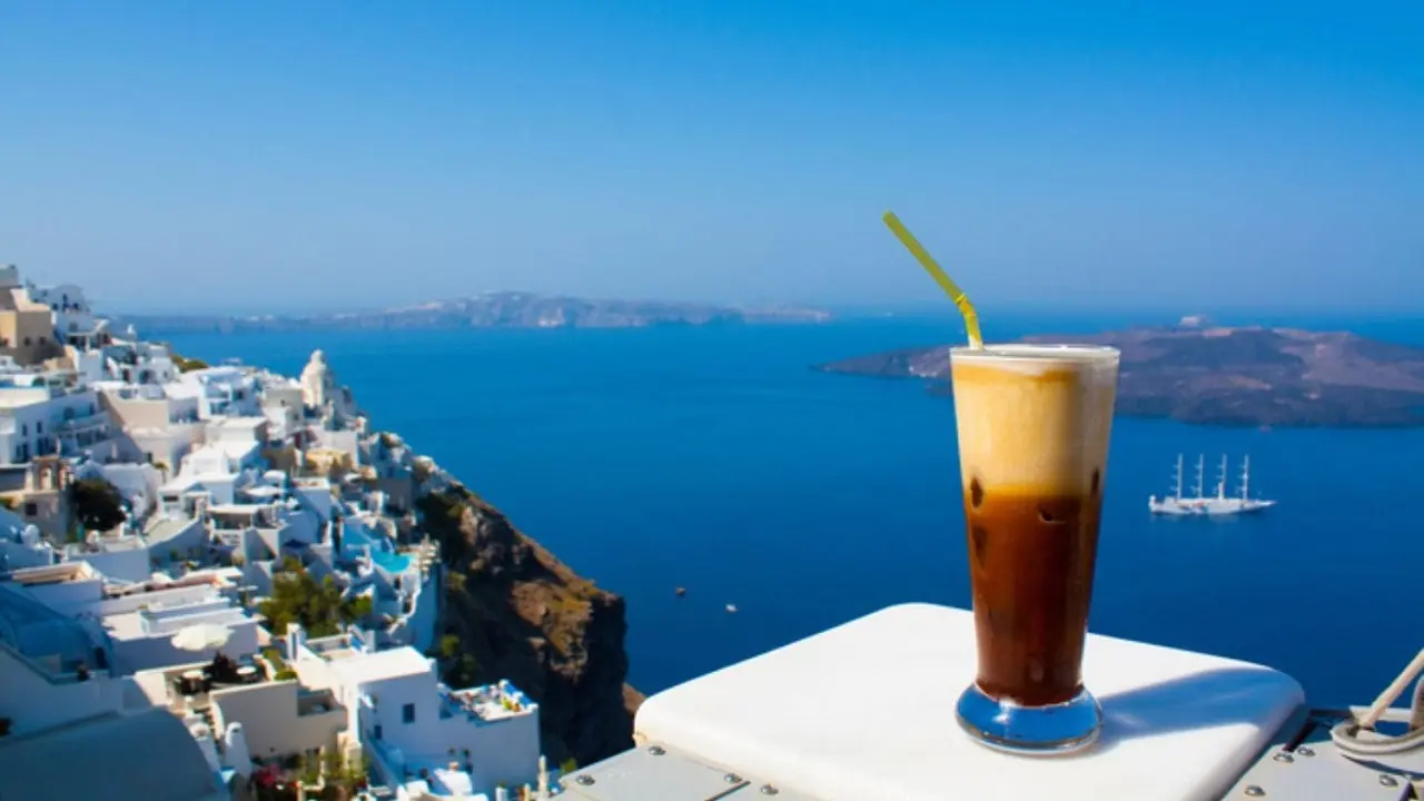 freddo espresso: cafe grego gelado