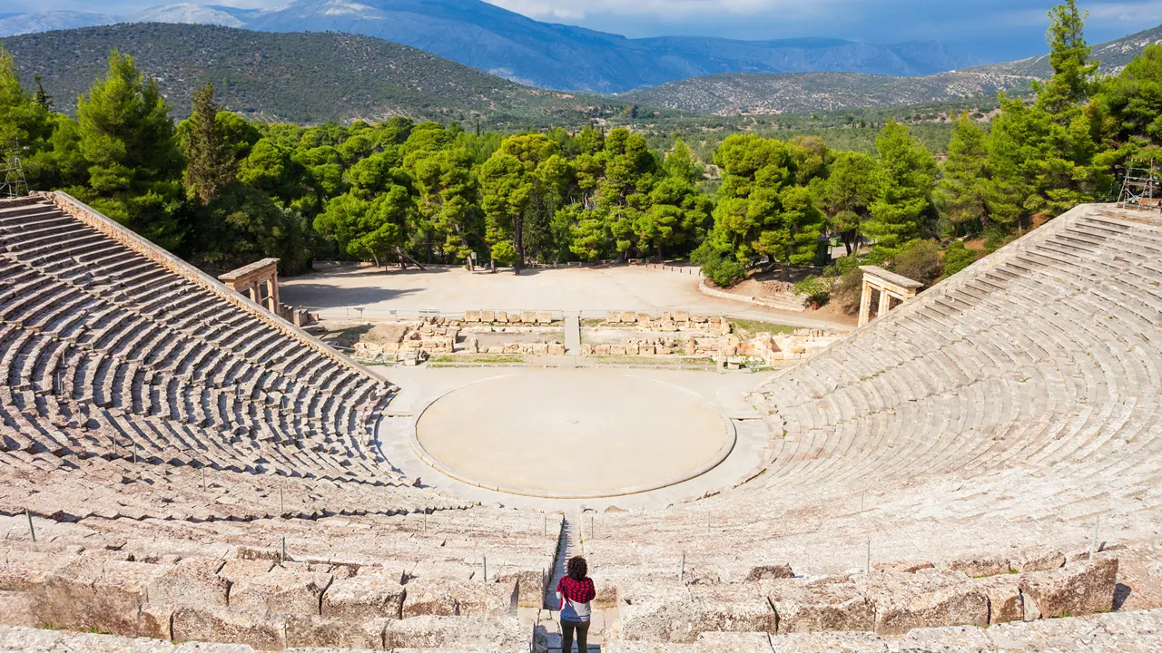 8 lugares incríveis para visitar na Grécia, diferentes!