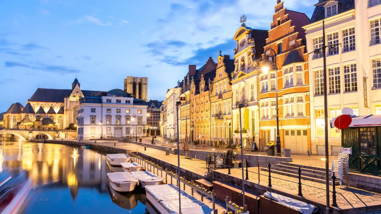 Conheça a cidade de Ghent, o destino belgo subestimado pelos turistas.