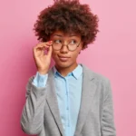 7 sinais de que uma mulher é bem mais inteligente do que você pensa