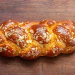 Tsoureki: grego ensina receita do pão doce grego para sua casa!