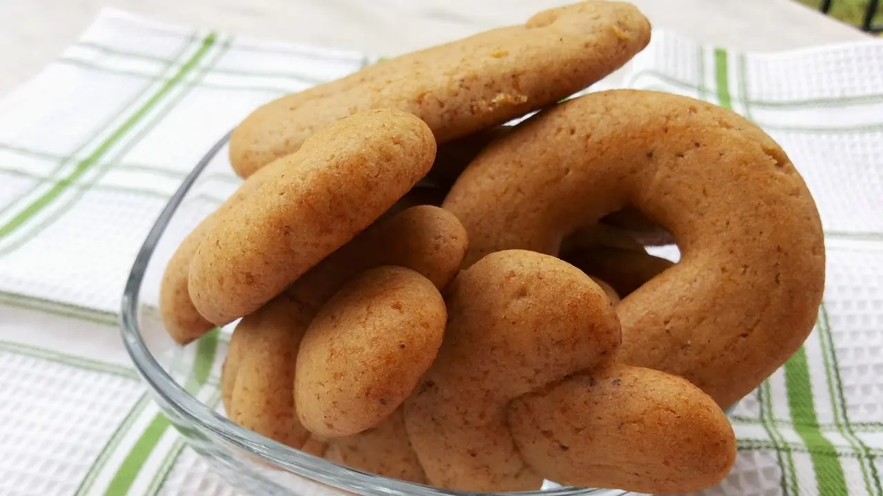 Biscoitos gregos com mel e sem leite