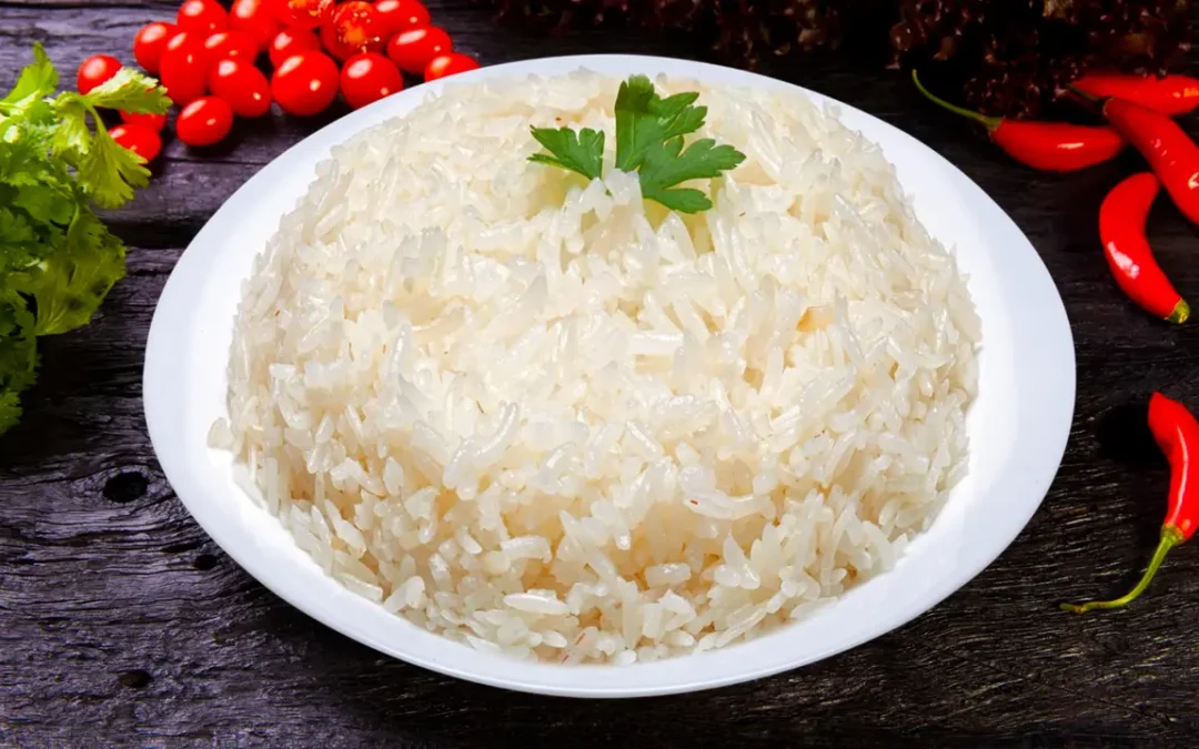 Comer arroz branco faz mal? Harvard responde e surpreende