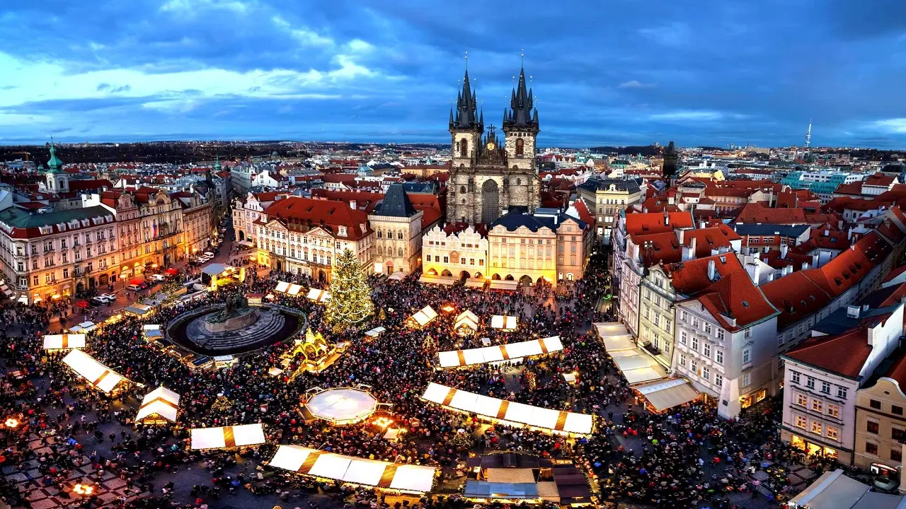 Mercado de Natal de Praga, na Europa.