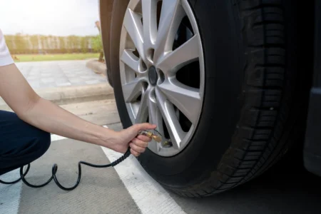5 erros que você comete ao calibrar pneus e pesam no seu bolso