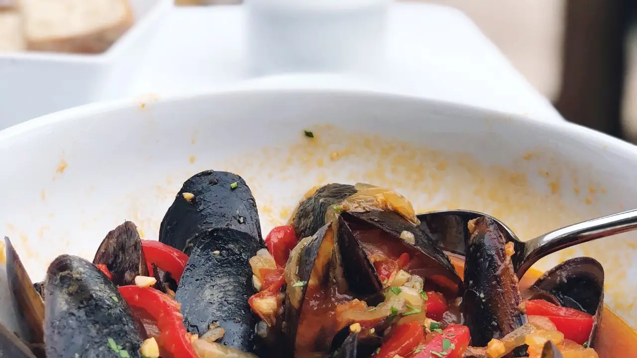 Mussels Saganaki
