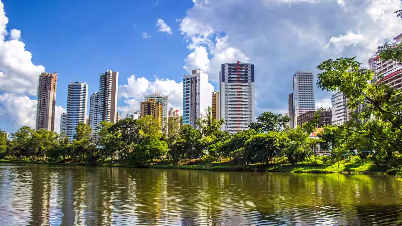 Londrina é considerada a Londres brasileira.