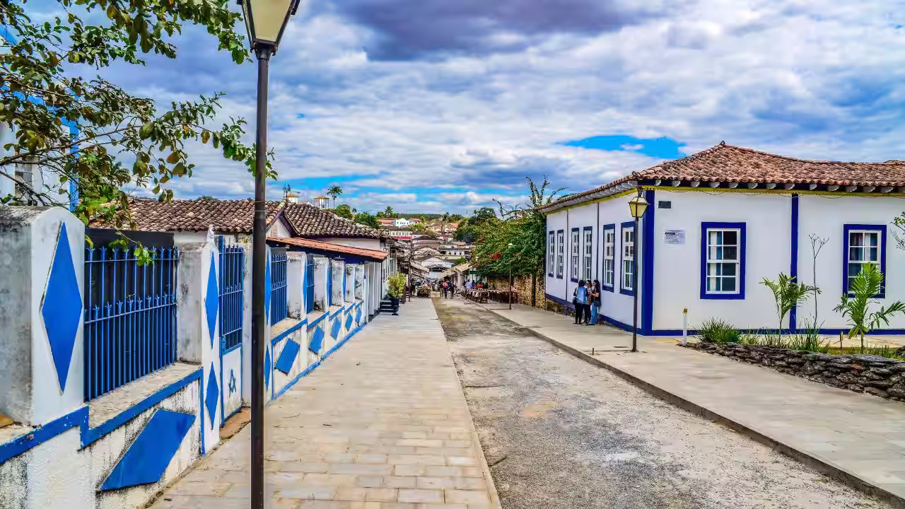 Esta é a cidade de Goiás onde o tempo anda devagar e a vida ganha calma
