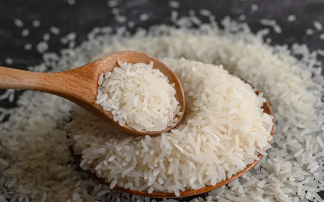 Um punhado de arroz cru pode transformar o seu setembro