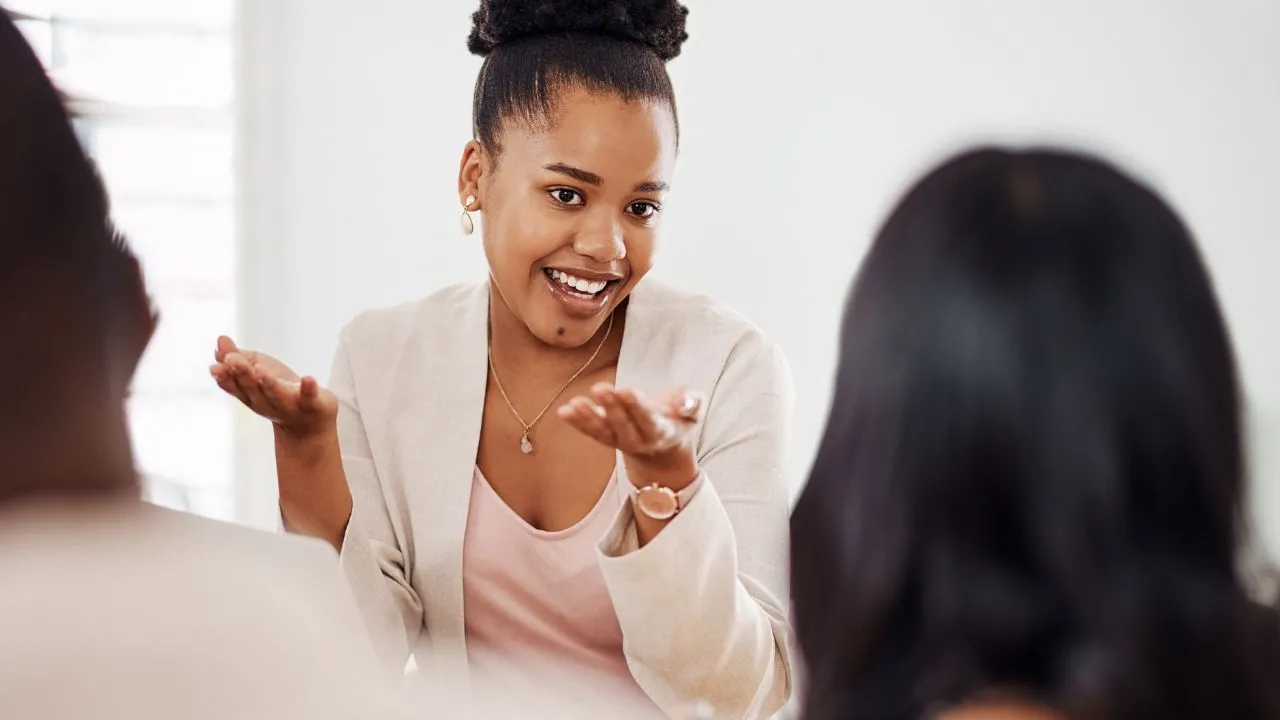 6 formas simples de desenvolver sua inteligência emocional no dia a dia.