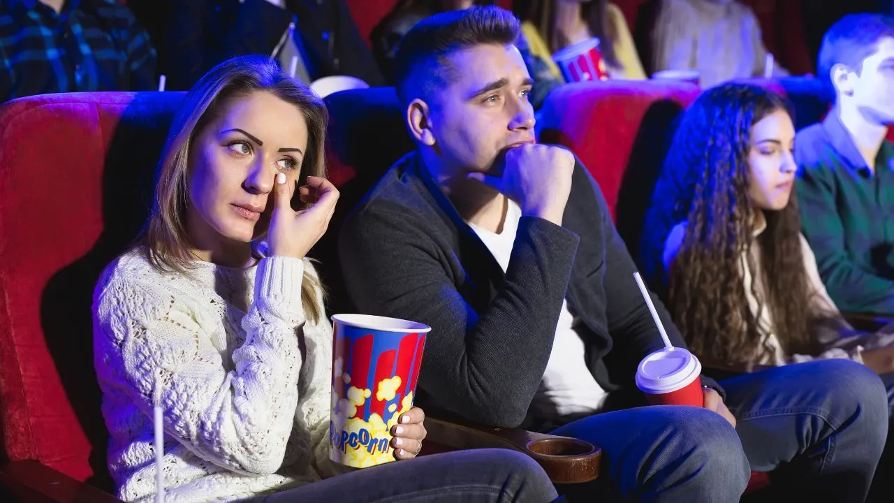 featured_img Chora vendo filmes? Veja o que isso revela sobre você